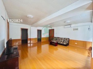 Spacious condo for rent on Aung Zeya Road, near Moe Kaung Road, ideal for opening an office. in Yankin, Yangon