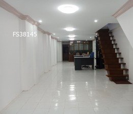 Between Merchant Street and Mahabandula Road  Suitable for business, ready for sale in Kyauktada, Yangon